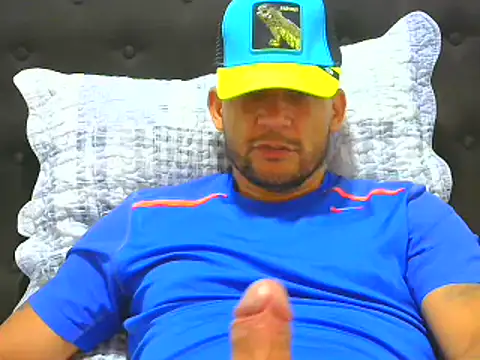 Snapshot of altenori chatting on 07-21-26, 01:08 altenori online show from 07-21-26, 01:08