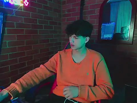 Kurtt   online show from 04-25-26, 05:43