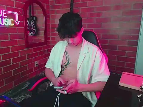 Kurtt   online show from 04-27-26, 04:16