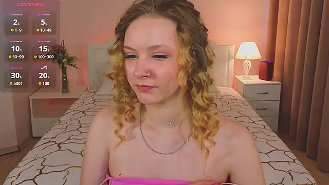 StaceyyJones online show from 05-06-26, 07:35
