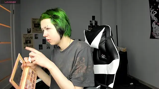 LittleKittenStar online show from 03-30-26, 03:07