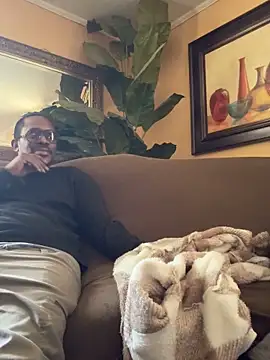 MaKeItWeT4200 online show from 03-18-26, 03:59