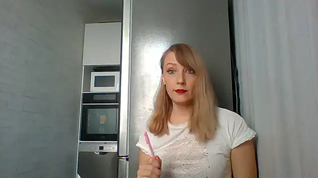 Satu8 online show from 04-25-26, 01:03