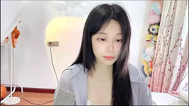 QQ-7890 online show from 04-20-26, 05:21