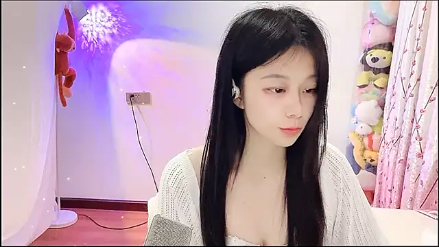 QQ-7890 online show from 04-24-26, 06:05