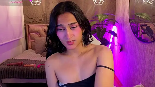 Snapshot of Zoee_Kiss_ chatting on 08-01-26, 05:07 Zoee Kiss online show from 08-01-26, 05:07