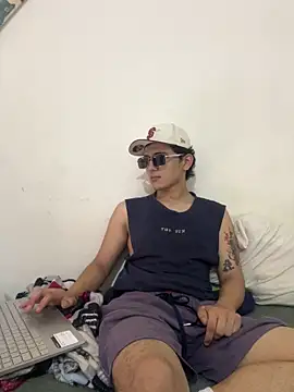 Hazhitr online show from 03-20-26, 01:54