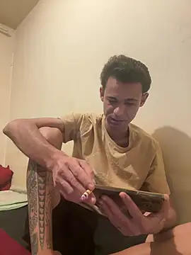 RafaelTitanX online show from 04-22-26, 10:22