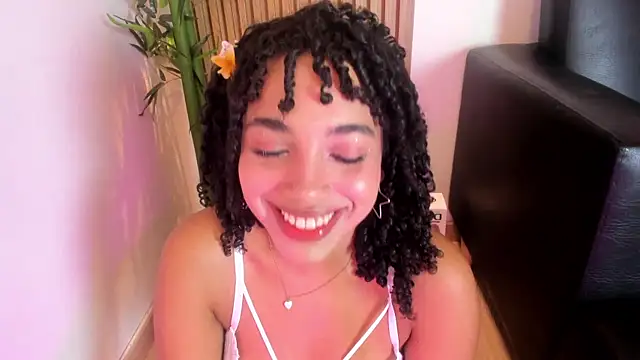 Snapshot of JazmyXXX chatting on 07-01-26, 07:35 JazmyXXX online show from 07-01-26, 07:35