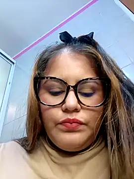 Bonny rousse01 online show from 04-25-26, 01:41