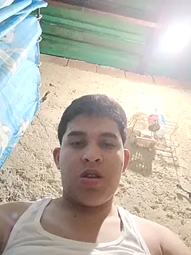 alee28728 online show from 04-21-26, 07:36