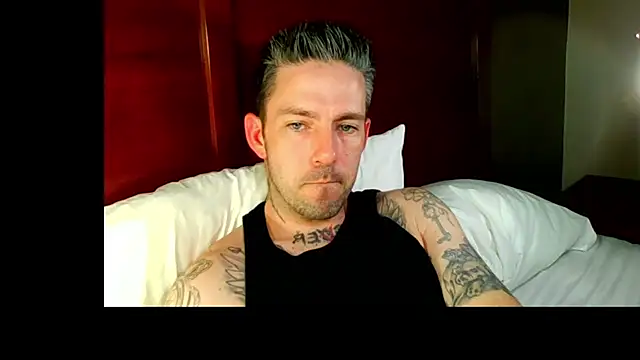 Snapshot of SkylarrGrey chatting on 04-07-26, 05:41 SkylarrGrey online show from 04-07-26, 05:41