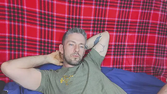 Snapshot of SkylarrGrey chatting on 04-16-26, 05:08 SkylarrGrey online show from 04-16-26, 05:08