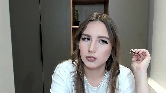 Snapshot of KarriDunman chatting on 03-22-26, 04:16 KarriDunman online show from 03-22-26, 04:16