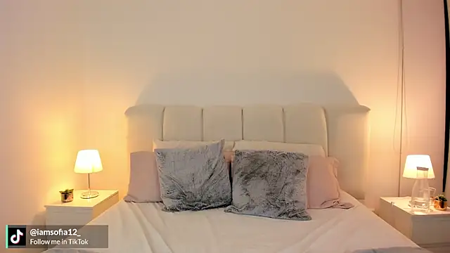 Snapshot of miss_sofyy chatting on 06-27-26, 01:10 miss sofyy online show from 06-27-26, 01:10
