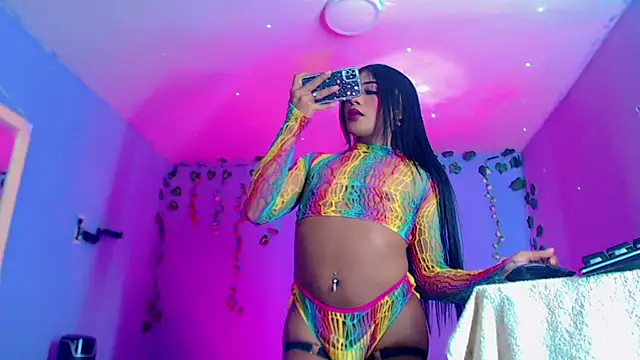 Snapshot of AnttonellaHottx chatting on 03-21-26, 04:50 AnttonellaHottx online show from 03-21-26, 04:50