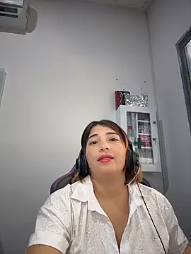 Snapshot of Sexy-CallCenter chatting on 03-26-26, 08:14 Sexy-CallCenter online show from 03-26-26, 08:14