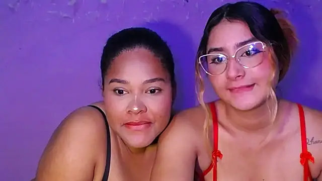 Snapshot of Amara_Diamond_1 chatting on 04-19-26, 08:33 Amara Diamond 1 online show from 04-19-26, 08:33