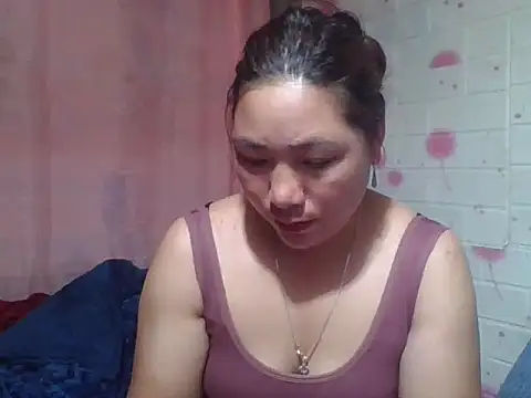 Snapshot of Hena__ chatting on 04-04-26, 07:17 Hena online show from 04-04-26, 07:17
