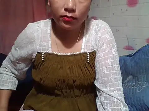 Snapshot of Hena__ chatting on 04-09-26, 10:59 Hena online show from 04-09-26, 10:59