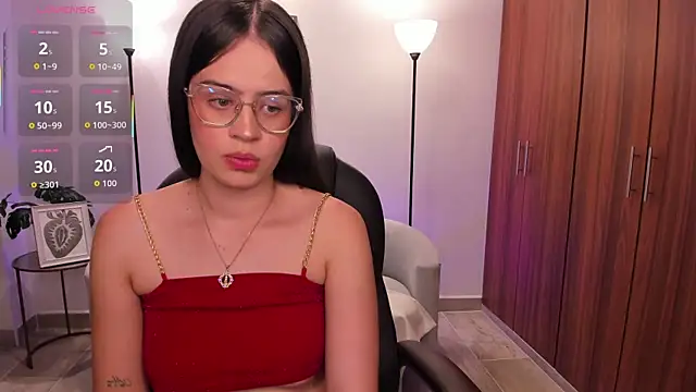 Snapshot of Nanaa_snow chatting on 05-12-26, 04:31 Nanaa snow online show from 05-12-26, 04:31