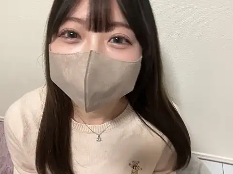 y-u-r-a-33 online show from 03-25-26, 03:45