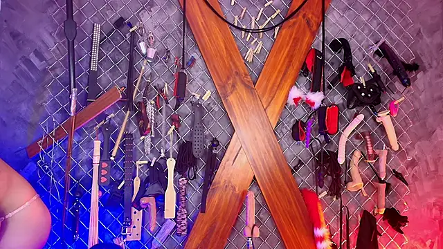 Mistress lexi bdsm online show from 06-15-26, 07:16