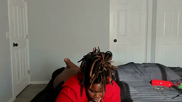 locsofchocolate online show from 04-25-26, 12:02