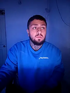 Snapshot of Neanea98 chatting on 03-30-26, 10:49 Neanea98 online show from 03-30-26, 10:49