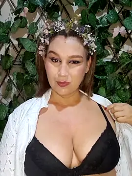 Snapshot of Maddy_Hot chatting on 04-20-26, 09:12 Maddy Hot online show from 04-20-26, 09:12