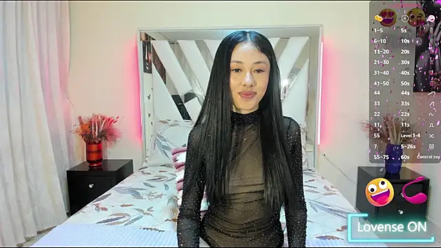 Snapshot of candy_skyy chatting on 03-23-26, 01:04 candy skyy online show from 03-23-26, 01:04