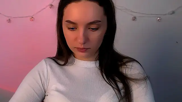 Snapshot of LiaSimss chatting on 03-23-26, 09:57 LiaSimss online show from 03-23-26, 09:57