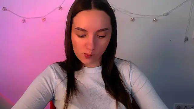 Snapshot of LiaSimss chatting on 03-31-26, 09:21 LiaSimss online show from 03-31-26, 09:21