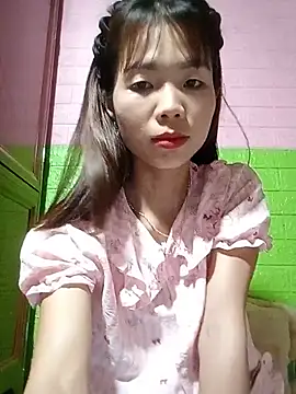 AmyLinee01 online show from 05-14-26, 10:44