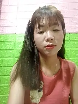 AmyLinee01 online show from 06-15-26, 06:21