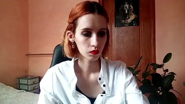 SirenFrost online show from 06-11-26, 03:21
