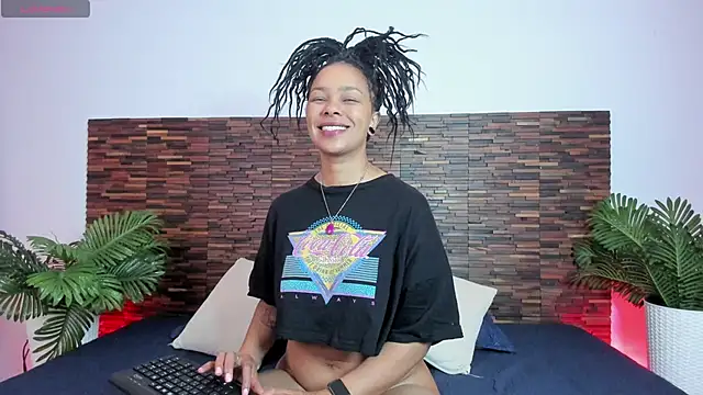 andreazoe online show from 04-14-26, 02:34