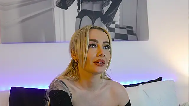 FrancescaGrayy online show from 05-13-26, 08:27