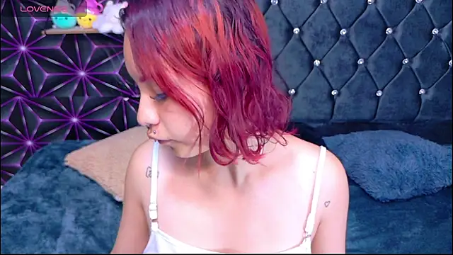 Megam white online show from 04-18-26, 02:54