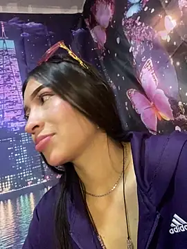 Itze Mua online show from 03-27-26, 10:20