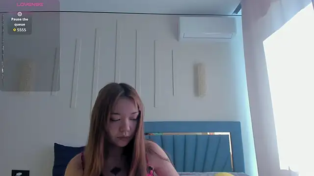 Snapshot of kok0mi chatting on 04-26-26, 03:26 kok0mi online show from 04-26-26, 03:26