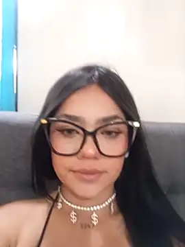 baby-skinnd online show from 04-06-26, 01:56