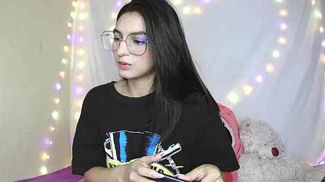 Snapshot of Eternal_Fuego chatting on 03-26-26, 06:57 Eternal Fuego online show from 03-26-26, 06:57