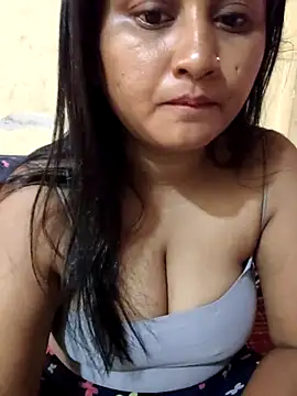 Snapshot of Tridha_2 chatting on 05-29-26, 03:48 Tridha 2 online show from 05-29-26, 03:48