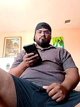 Snapshot of Ejbg1999 chatting on 03-22-26, 03:26 Ejbg1999 online show from 03-22-26, 03:26