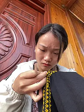 Jolinie online show from 04-04-26, 01:48