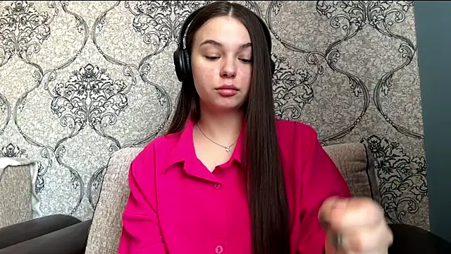 ThedaStrevell online show from 03-23-26, 09:13