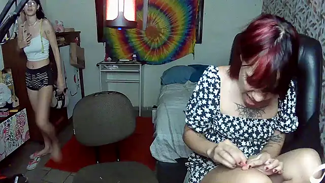 Moon  online show from 04-22-26, 10:33