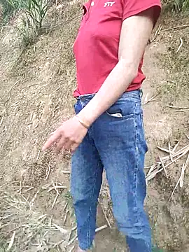 Snapshot of Lucky-beo chatting on 05-20-26, 10:43 Lucky-beo online show from 05-20-26, 10:43