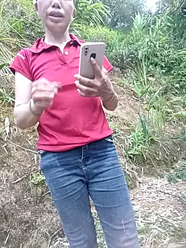 Snapshot of Lucky-beo chatting on 07-17-26, 11:39 Lucky-beo online show from 07-17-26, 11:39